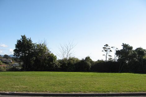 Photo of property in 14 Turehu Street, Merrilands, New Plymouth, 4312