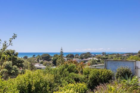 Photo of property in 13 Moana Crescent, Blagdon, New Plymouth, 4310