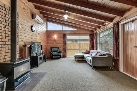 Photo of property in 153 Totara Drive, Pukete, Hamilton, 3200