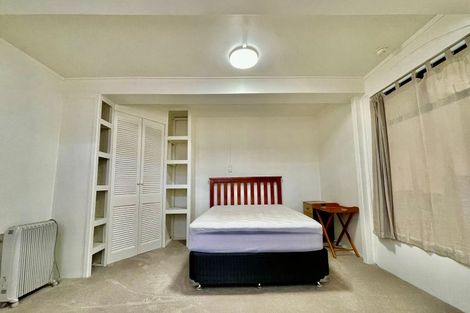Photo of property in 32 Leslie Avenue, Sandringham, Auckland, 1025