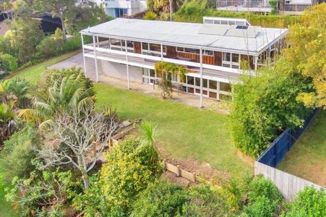 Photo of property in 82 Aberdeen Road, Campbells Bay, Auckland, 0620