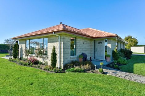 Photo of property in 99 Turner Street, Edendale, Wyndham, 9893