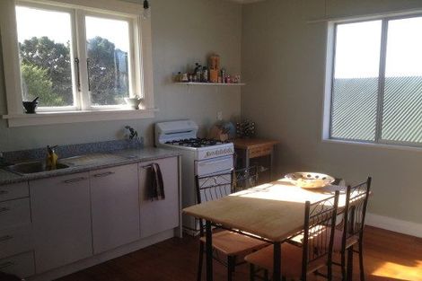 Photo of property in 12 Karepa Street, Brooklyn, Wellington, 6021