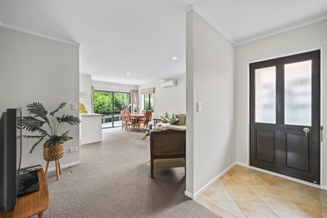 Photo of property in 11a Ross Crescent, Orewa, 0931