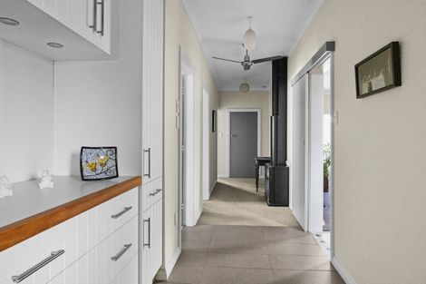 Photo of property in 412 Lascelles Street, Saint Leonards, Hastings, 4120