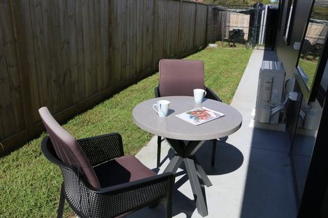 Photo of property in 15 Palm Drive, Whitianga, 3510