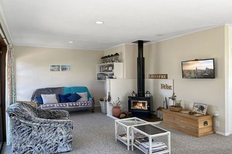 Photo of property in 13 Benmore Place, Omarama, 9412