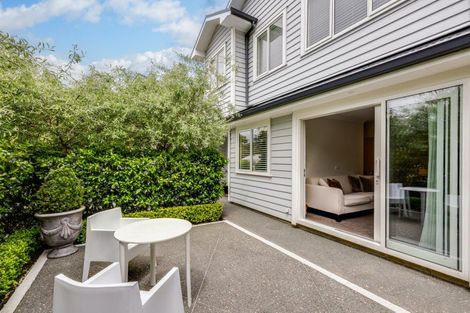 Photo of property in 23 Silverstream Road, Crofton Downs, Wellington, 6035