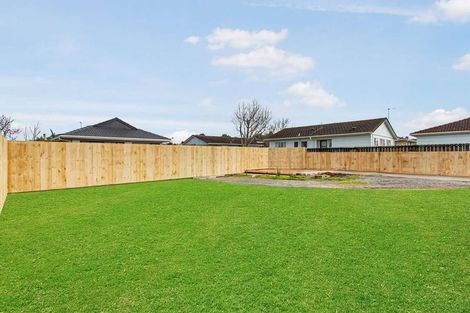 Photo of property in 1/21 York Road, Papatoetoe, Auckland, 2104