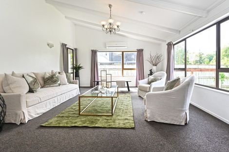 Photo of property in 9 Toop Street, Havelock North, 4130