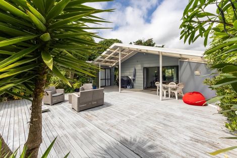 Photo of property in 49 Paetawa Road, Peka Peka, Waikanae, 5391