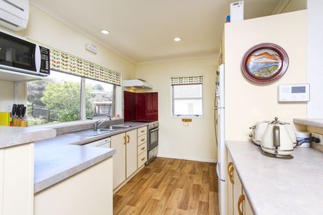 Photo of property in 62 Garton Drive, Massey, Auckland, 0614