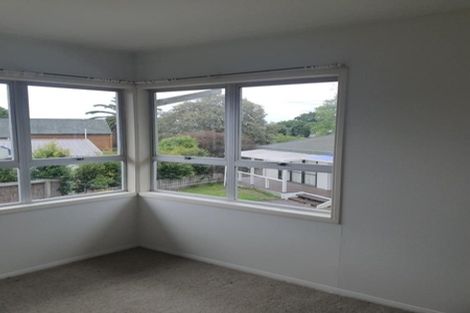 Photo of property in 21 Merchant Avenue, Te Atatu South, Auckland, 0610