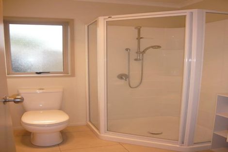 Photo of property in 129 Saint James Drive, Huntington, Hamilton, 3210