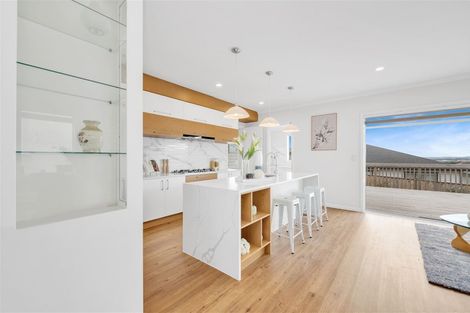 Photo of property in 7 Drover Close, Flat Bush, Auckland, 2019