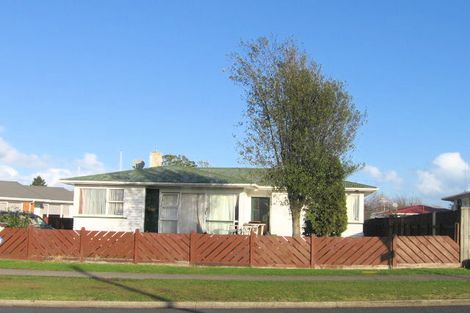 Photo of property in 79 Collins Road, Melville, Hamilton, 3206