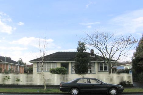 Photo of property in 83 Montgomery Crescent, Bader, Hamilton, 3206