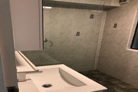 Photo of property in Recreation Reserve, 3/273 Grounsell Crescent, Belmont, Lower Hutt, 5010