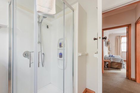 Photo of property in 11-19 Wellington Street, Picton, 7220