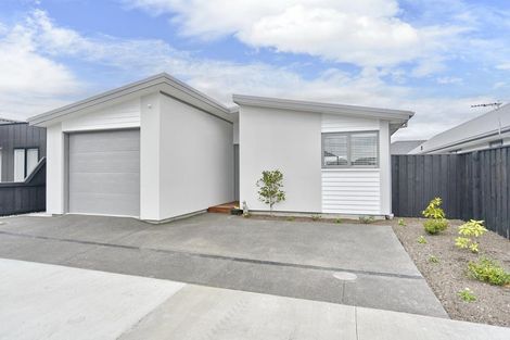 Photo of property in 16 Te Pakiaka Road, Pegasus, 7612