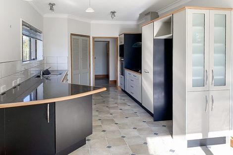 Photo of property in 18 Aintree Crescent, Awapuni, Palmerston North, 4412