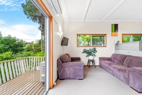 Photo of property in 19 Clinton Road, Tawharanui Peninsula, Warkworth, 0986