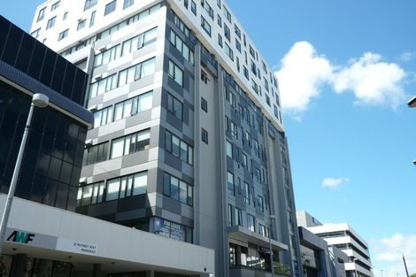 Photo of property in Twin Towers, 811/17 Putney Way, Manukau, Auckland, 2104
