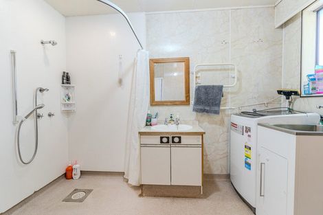 Photo of property in 49 Peel Street, Lawrence, 9532