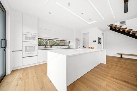 Photo of property in 34 Kumukumu Road, Long Bay, Auckland, 0630