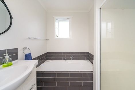 Photo of property in 29 Kaituna Street, Milson, Palmerston North, 4414