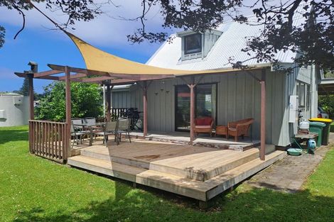 Photo of property in 2 Wigmore Crescent, Hahei, Whitianga, 3591