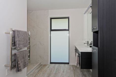 Photo of property in 15 Anglers Way, Omokoroa, 3114