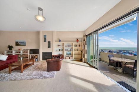 Photo of property in Quarterdeck, 5/4 Buller Street, New Plymouth, 4310