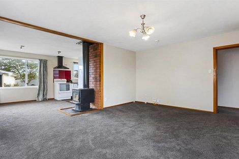 Photo of property in 23 Dunstan Crescent, Hornby, Christchurch, 8042