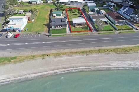 Photo of property in 1553 Clevedon Kawakawa Road, Kawakawa Bay, Papakura, 2585