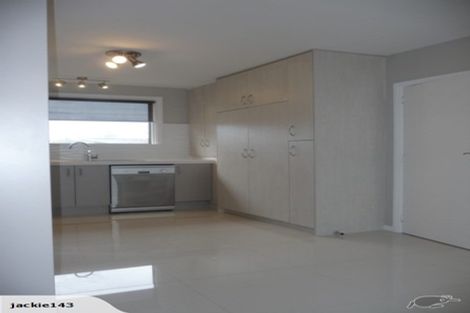 Photo of property in 666 Avonside Drive, Avonside, Christchurch, 8061