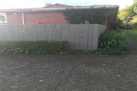 Photo of property in 4/2b Queensway, Three Kings, Auckland, 1024