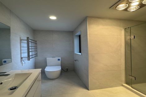 Photo of property in 4/218 Rosebank Road, Avondale, Auckland, 1026
