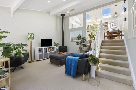 Photo of property in 92a Churton Drive, Churton Park, Wellington, 6037