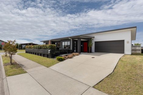 Photo of property in 56 Kuru Place, Papamoa, 3118