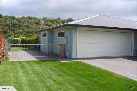 Photo of property in 39 Pukeko Way, Kinloch, Taupo, 3377