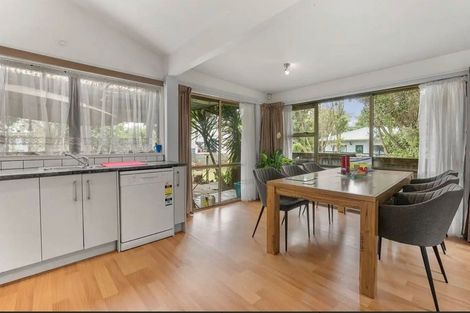 Photo of property in 13d James Road, Manurewa, Auckland, 2102
