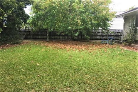 Photo of property in 71 Glendale Road, Glen Eden, Auckland, 0602