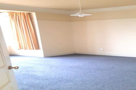 Photo of property in 16 Manley Terrace, Newtown, Wellington, 6021