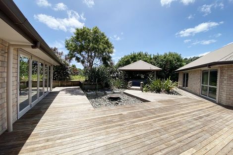 Photo of property in 67 Old Barn Road, Opaheke, Papakura, 2584