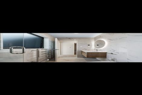 Photo of property in 2/6 Woodhouse Place, West Harbour, Auckland, 0618