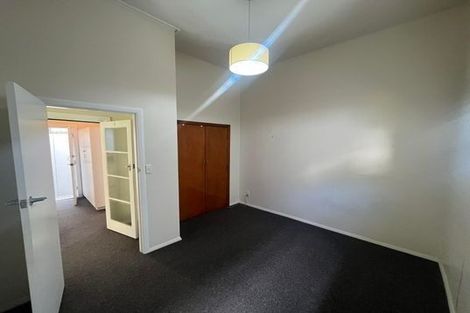 Photo of property in 102 Tinakori Road, Thorndon, Wellington, 6011