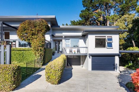 Photo of property in 15 Mountain View Road, Fitzherbert, Palmerston North, 4410