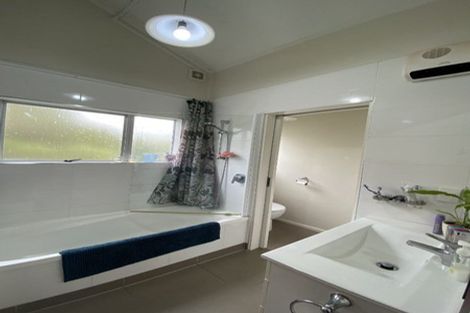 Photo of property in 43a Marellen Drive, Red Beach, 0932