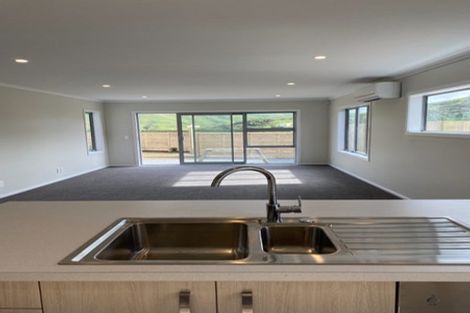 Photo of property in 27 Kairaumati Crescent, Kelson, Lower Hutt, 5010